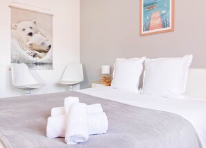 2 bedrooms, free WiFi, bed sheets - Penthouse vue incroyable lac et montagnes (Annecy)