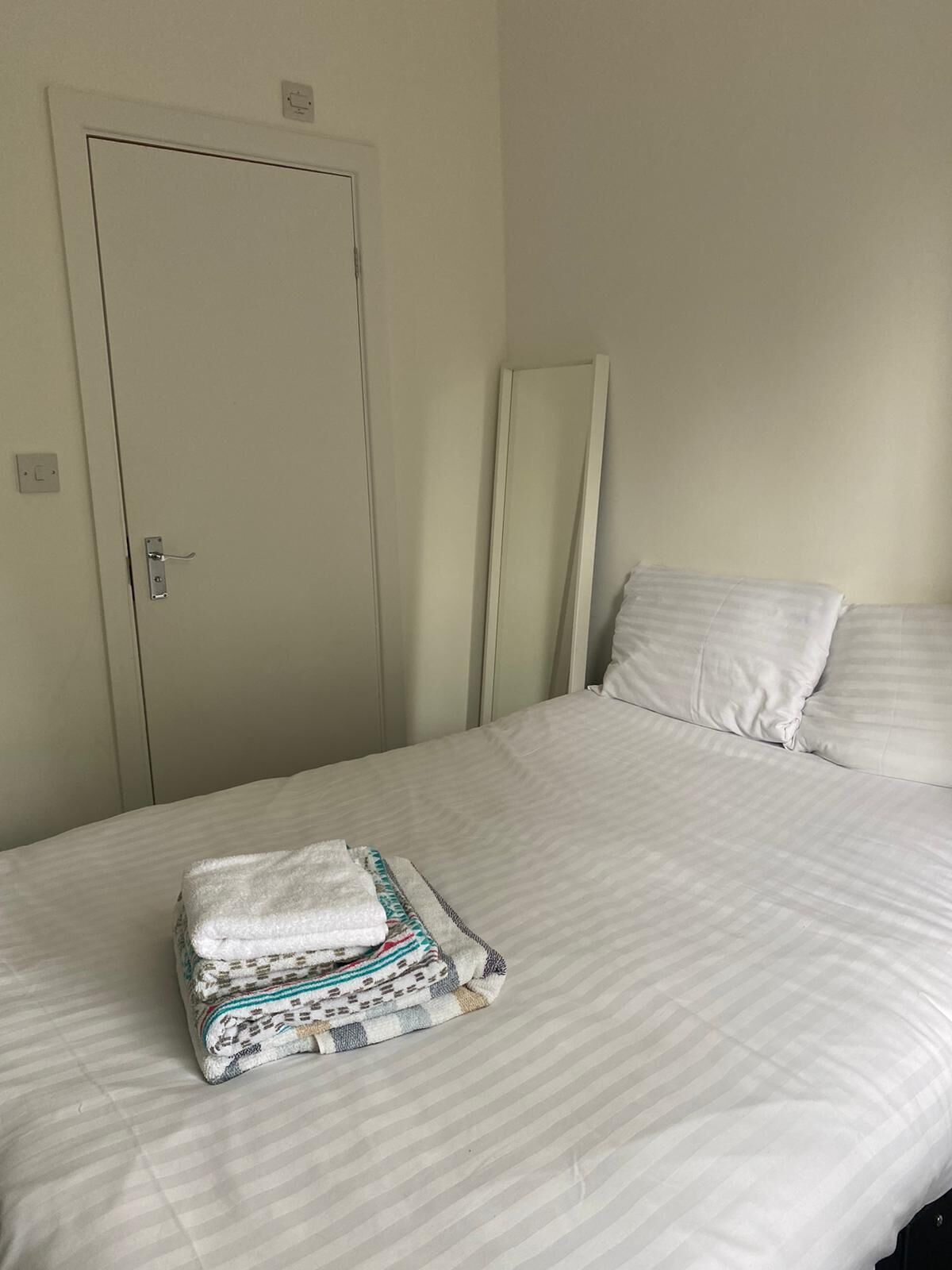 Cozy Double bed Room - Reading Town Centre