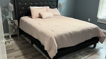 2 bedrooms, WiFi, bed sheets