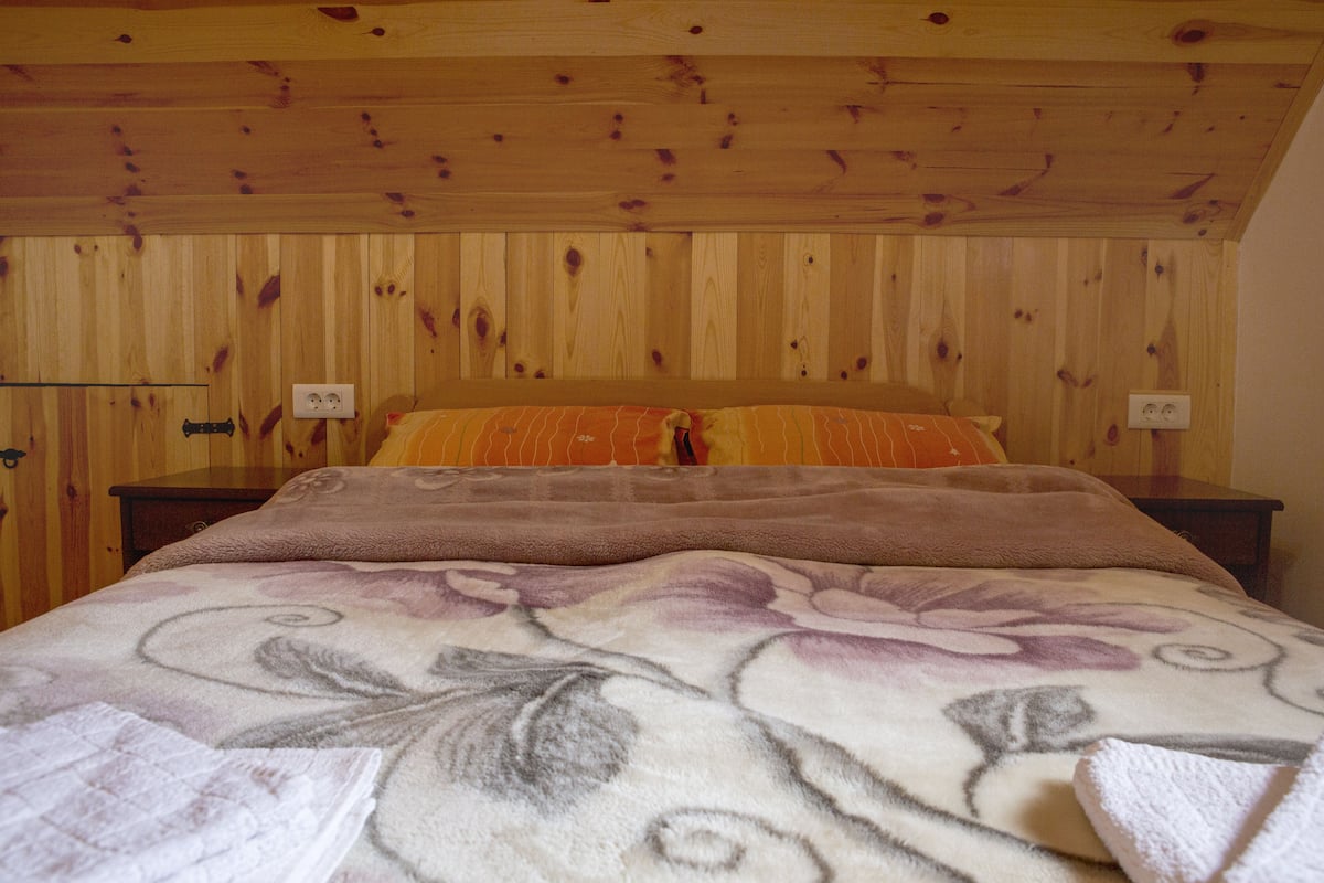 Economy Double or Twin Room | WiFi (free), bed sheets