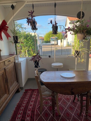 Entre Forêt et Océan,une Chambre ,salle Deau