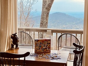 Dining - Beautiful Views, Arcade, Shuffleboard, Pinball, 4BR 3BA - 3 King Beds (Big Canoe)