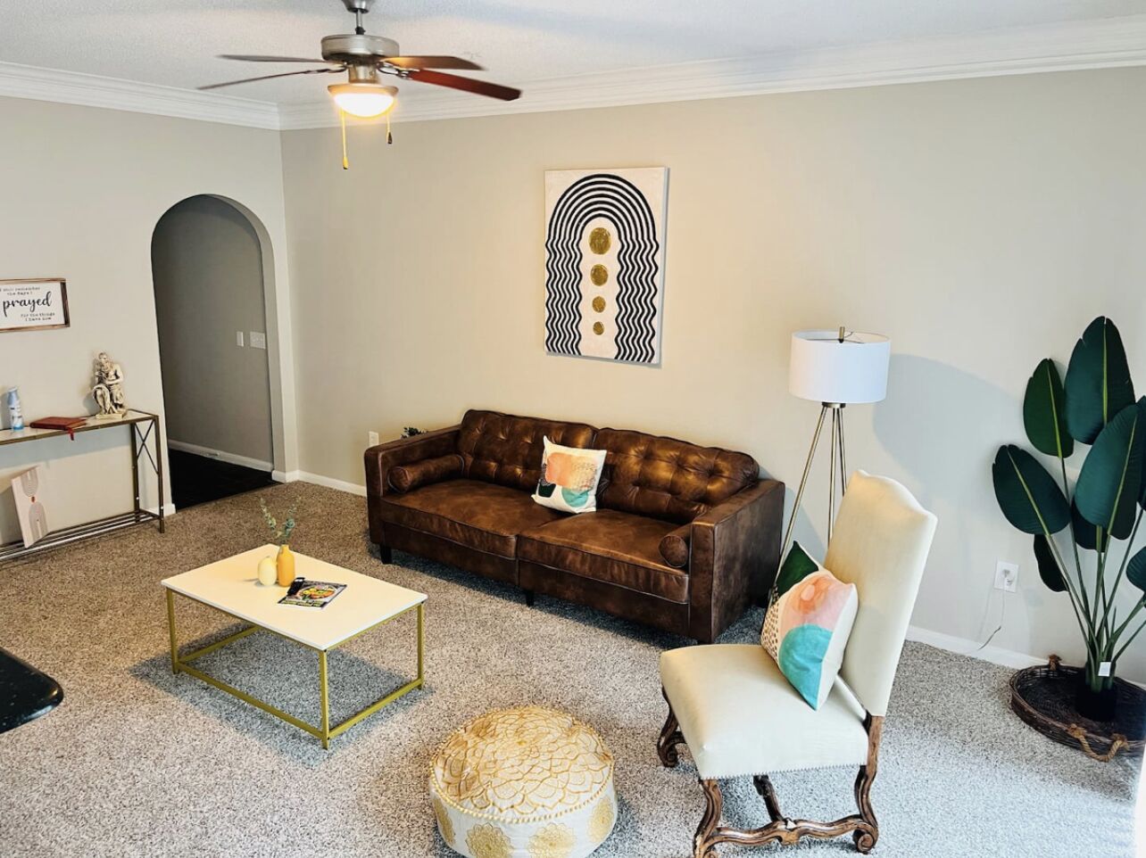 One Bed/ One Bath Luxurious Apartment by Galleria