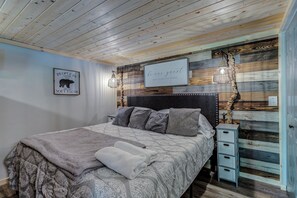 1 soverom, strykejern/-brett, wi-fi og sengetøy