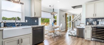 Waterfront Wonder: Lake Views, Quiet, Central, Pets, Yard, Fireplace