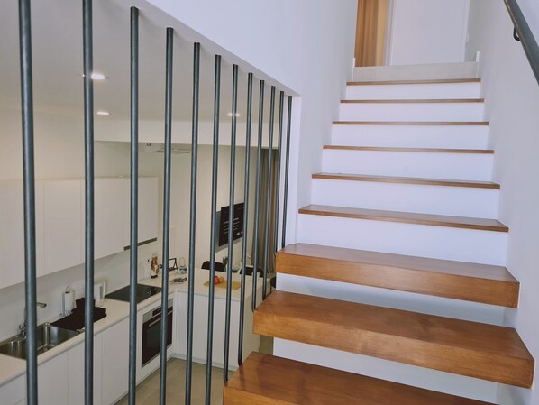 Fridge, oven, dishwasher, electric kettle