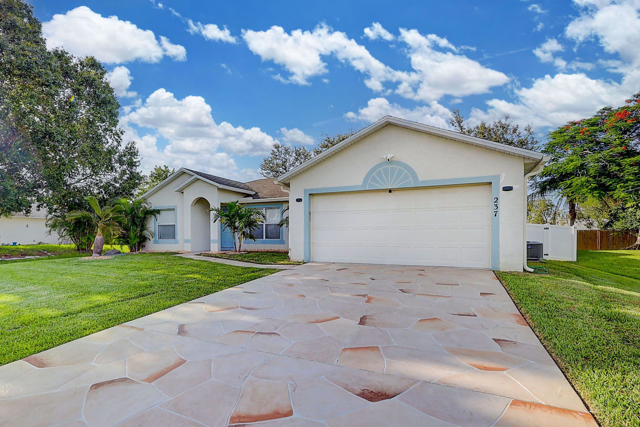 Treasure Coast of FL with King Size Suite