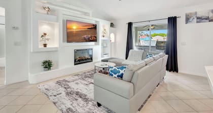 Treasure Coast of FL with King Size Suite