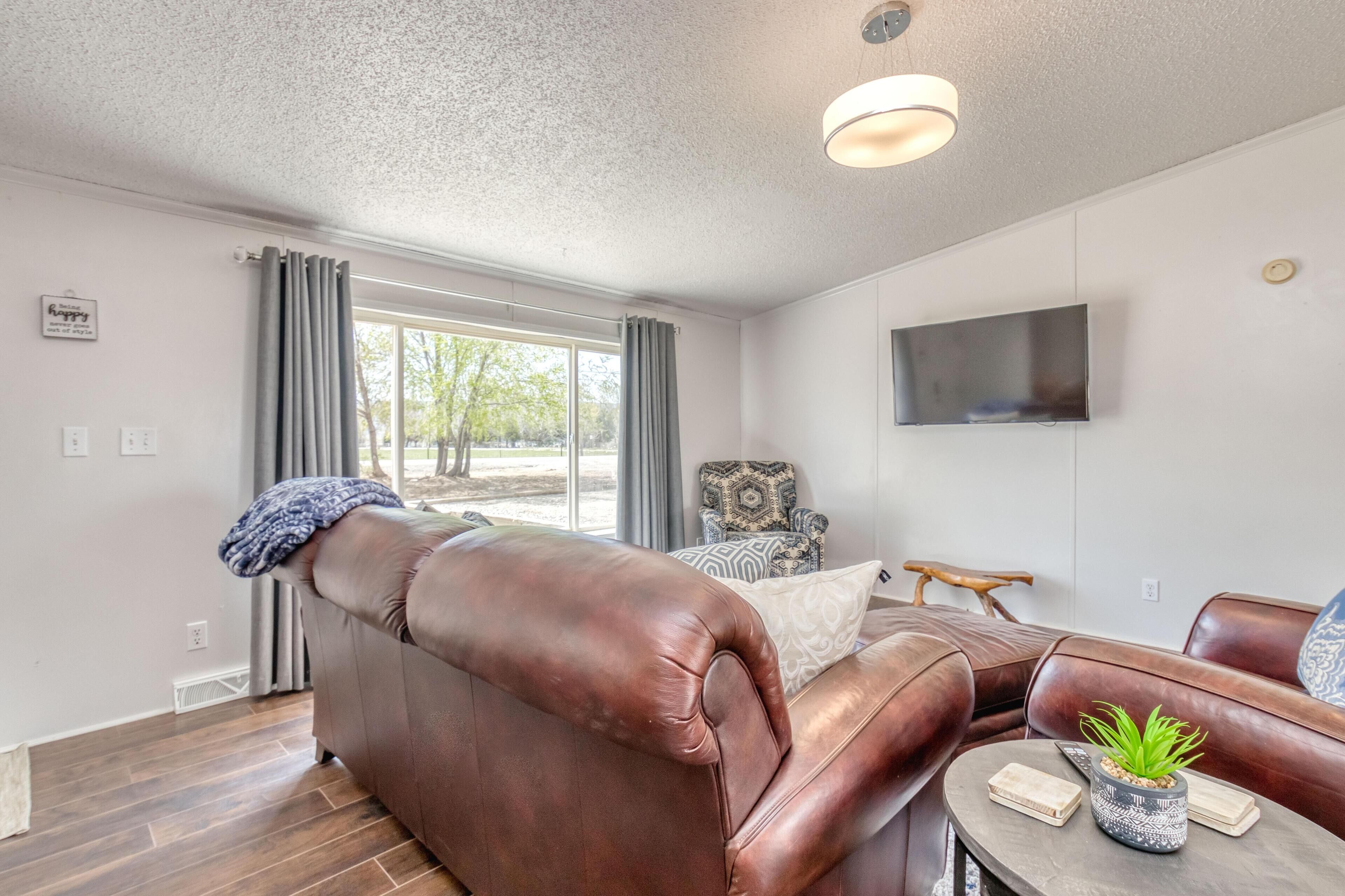 Green Acres I - Peaceful Country Rancher w/ Patio