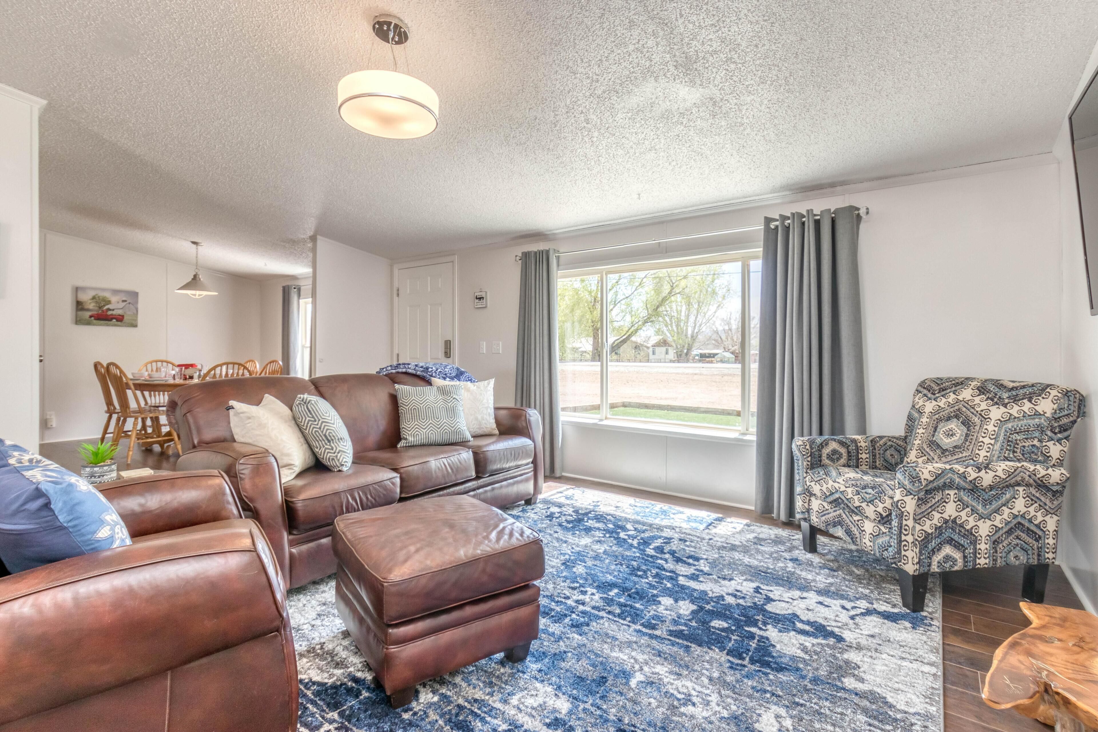 Green Acres I - Peaceful Country Rancher w/ Patio