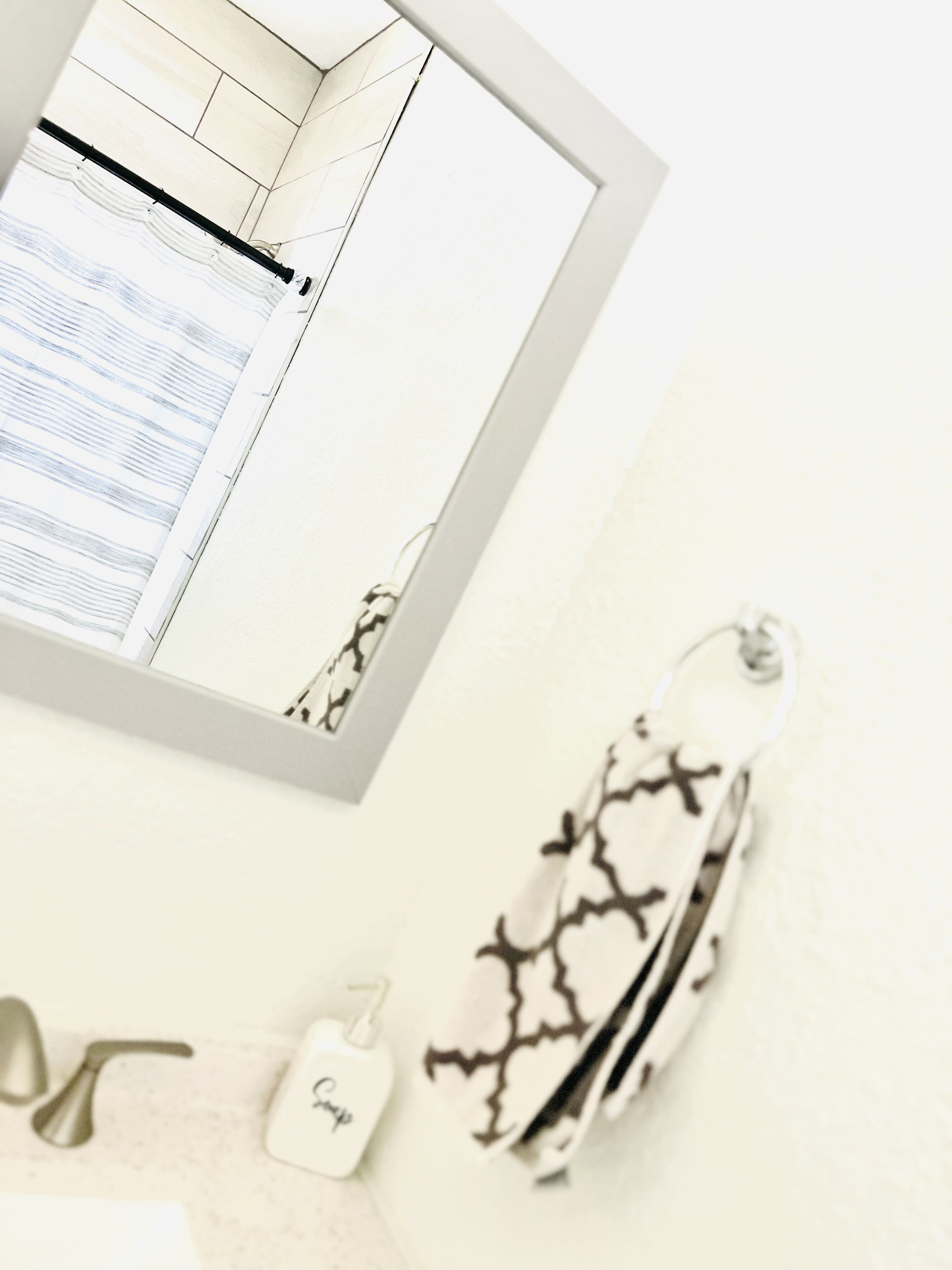 7 Minutes from Downtown!