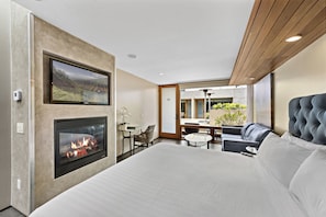 Iron/ironing board, free WiFi, bed sheets - 14 West Boutique Hotel in Laguna Beach (Laguna Beach)