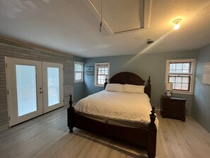 3 camere, una scrivania, Wi-Fi gratuito, lenzuola