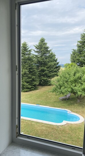 Outdoor pool - Traumblick in die Natur (Hennef (Sieg))