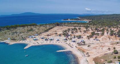 2 bedroom stunning apartment in Novalja