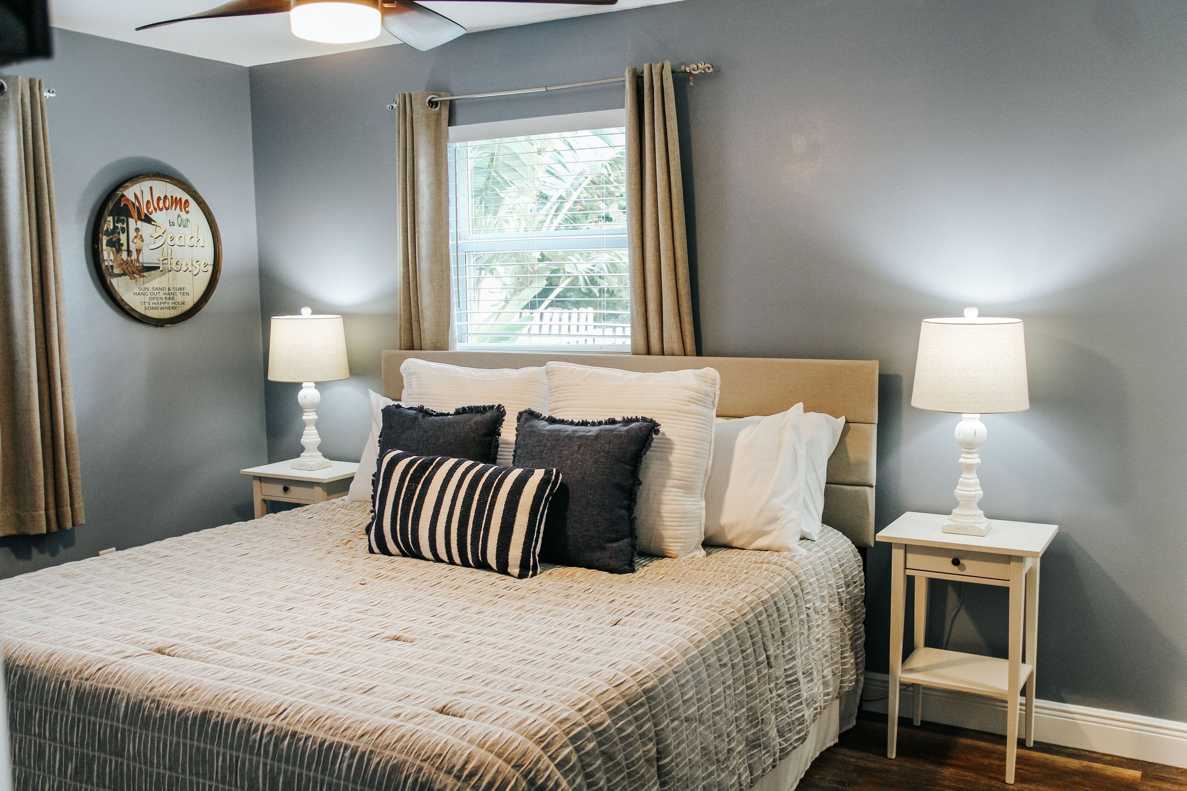 Family-Friendly Tropical Oasis by Downtown & Beach with Gorgeous Backyard