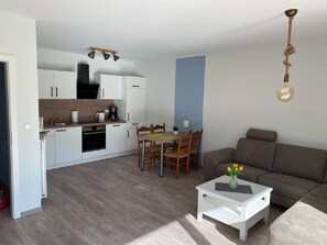 تلفزيون ذكي، كُتُب، ستيريو