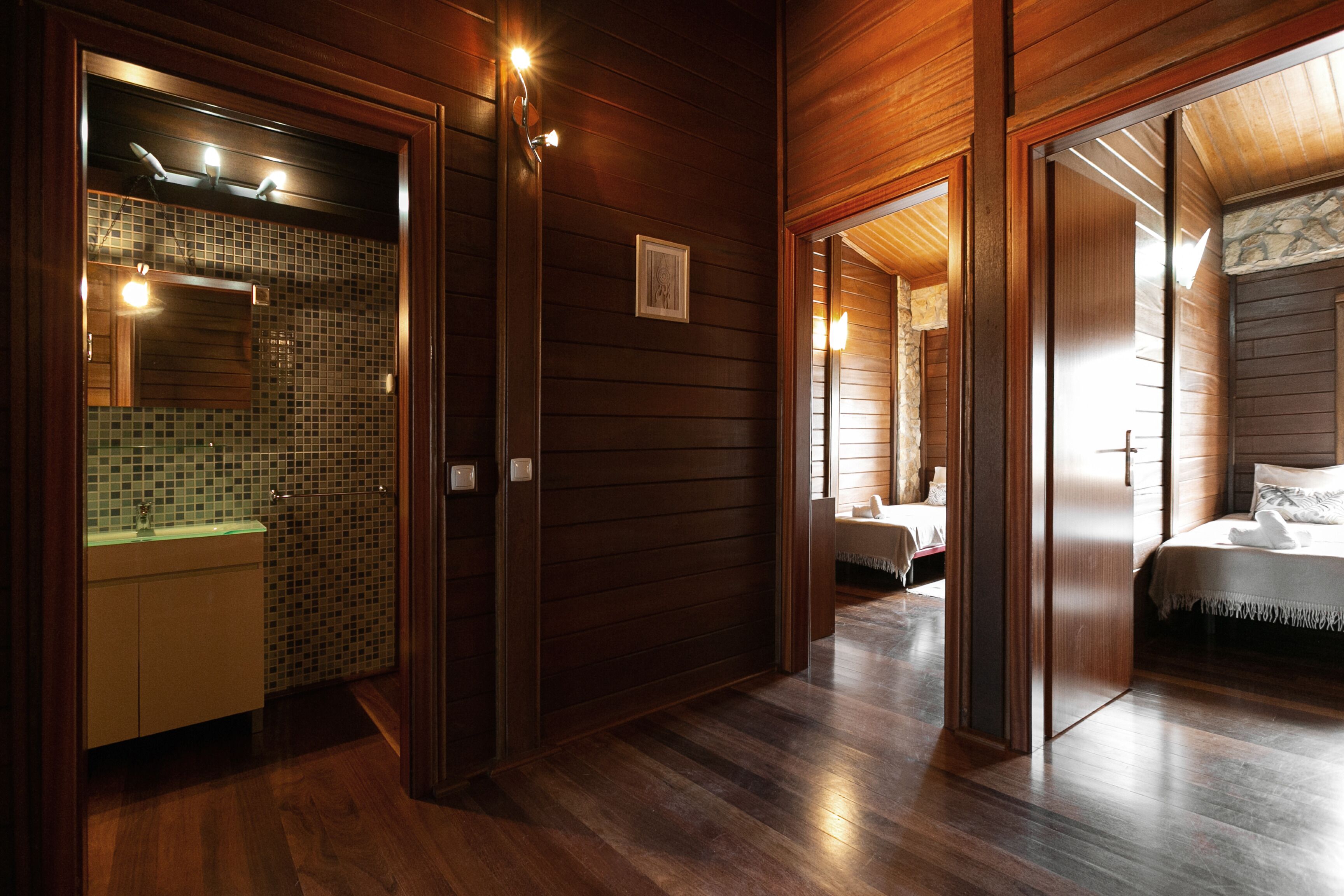 3 bedrooms, travel cot, Internet, bed sheets