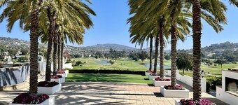 La Costa Luxury Condo | Fully Remodeled