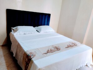 2 Schlafzimmer, WLAN, Bettwäsche