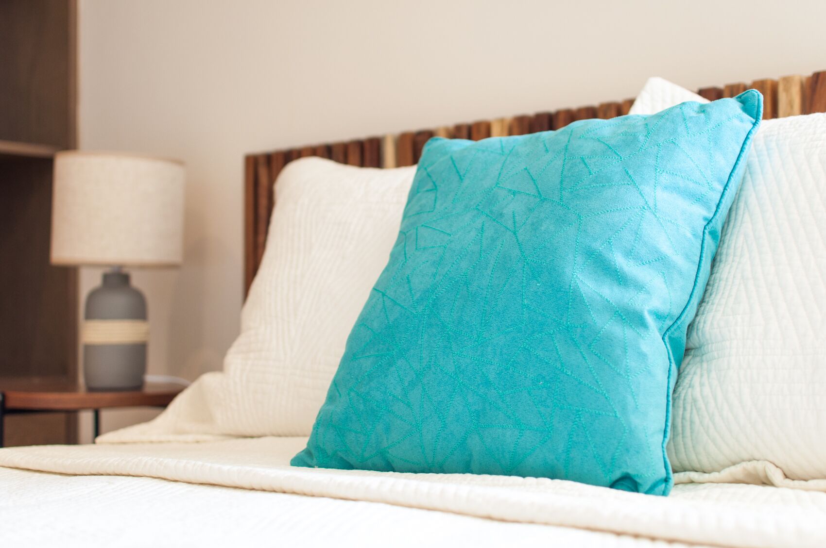 Steps from the Beach Garden Condo