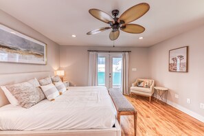 3 soverom, strykejern/-brett, wi-fi og sengetøy