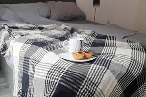 1 chambre, accès Internet, draps fournis