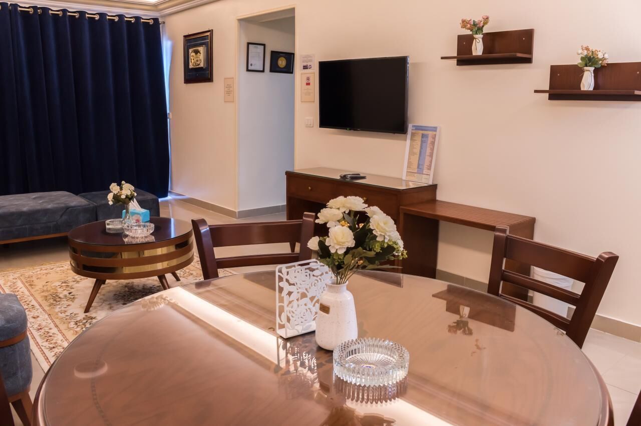 Apartamento panorámico, 2 habitaciones, vistas al mar | Zona de estar