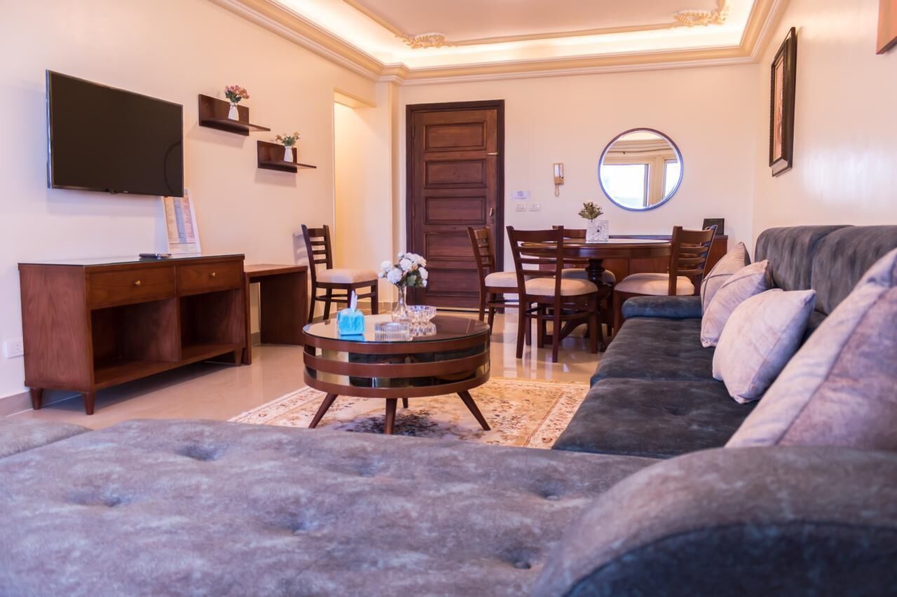 Panoramic Apartment, 2 Bedrooms, Sea View | Living area