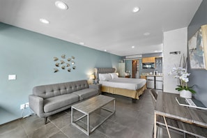 1 habitación, tabla de planchar con plancha, wifi y ropa de cama