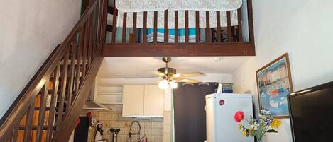 Réfrigérateur, four, lave-vaisselle