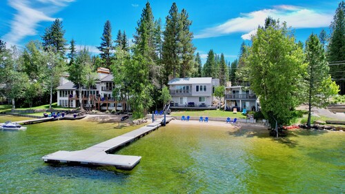 2 Lakefront Homes - Sleeps 16 - Dock - Beach - Walk to Dining & Park