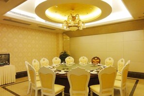 Unclassified image, 3 of 33, button - Century Haoting Hotel (Yiyang)