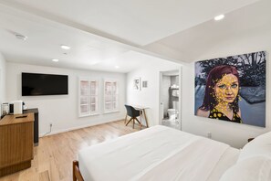 1 chambre, bureau, fer et planche à repasser, Wi-Fi gratuit