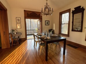 Dining - Songbird Estate (Cochecton)