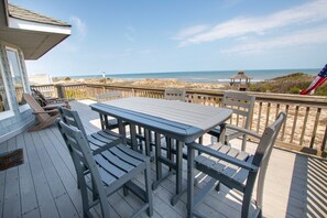Outdoor dining - Ocean Views, Den, Community Pools, Close to Beach access, 103, Brigadune-Oceanfront (Corolla)