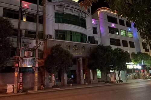 Wenxin Business Hotel