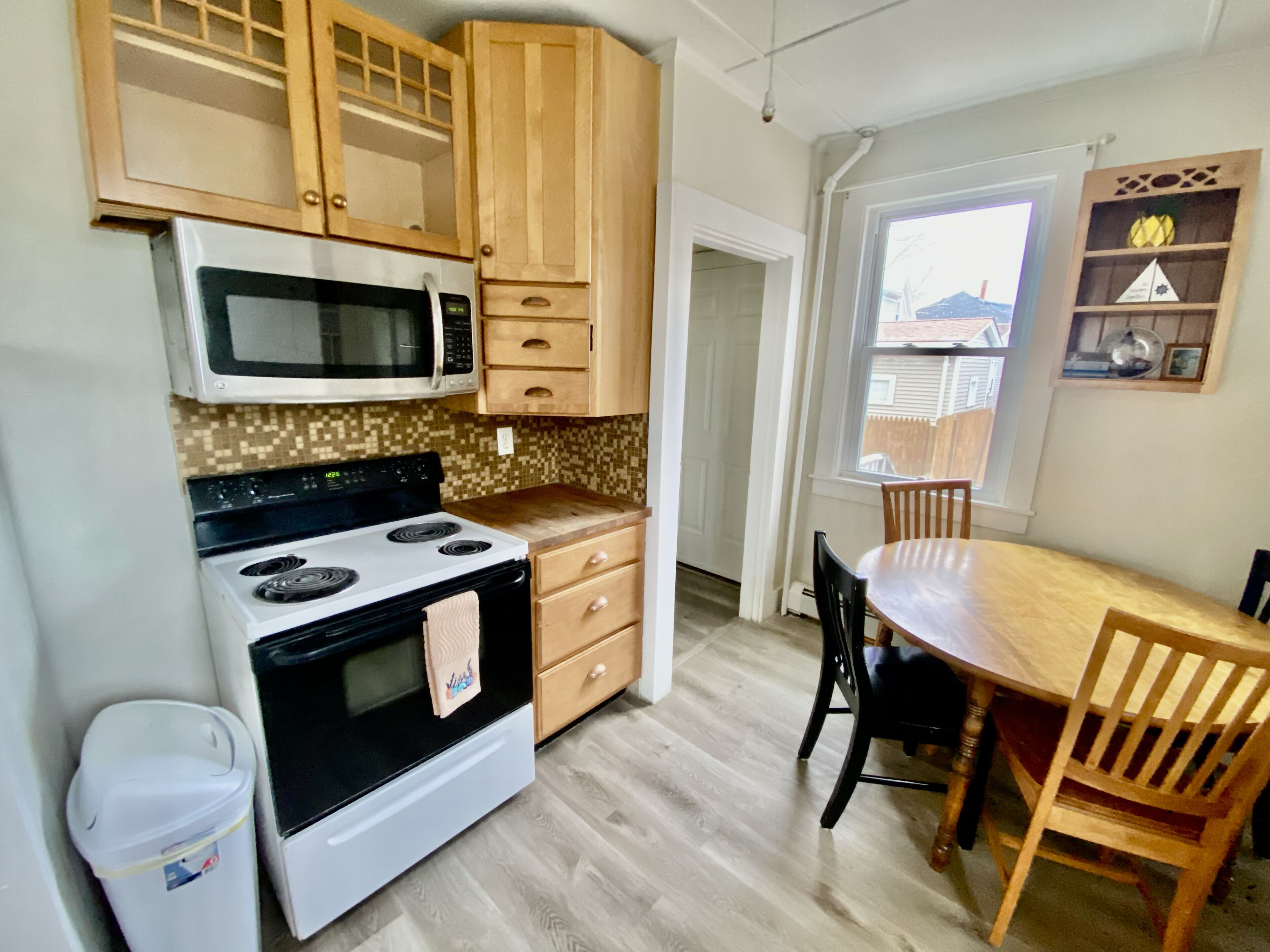 2BD Apt 10 min to Pier and Beach. Pets OK