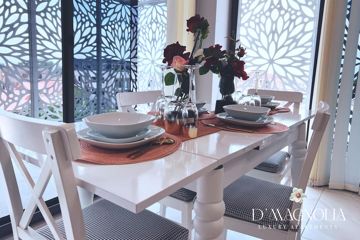 Junior Double or Twin Room | In-room dining