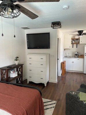 1 bedroom, iron/ironing board, travel crib, free WiFi