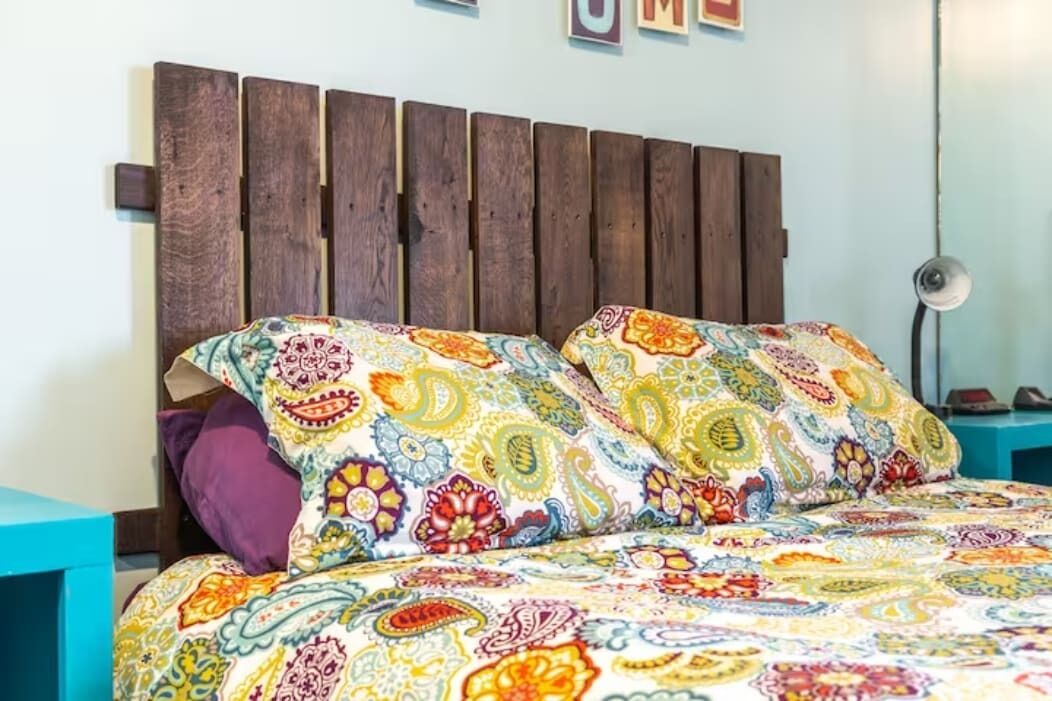 Downtown Calgary! Affordable!