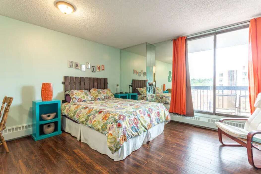 Downtown Calgary! Affordable!