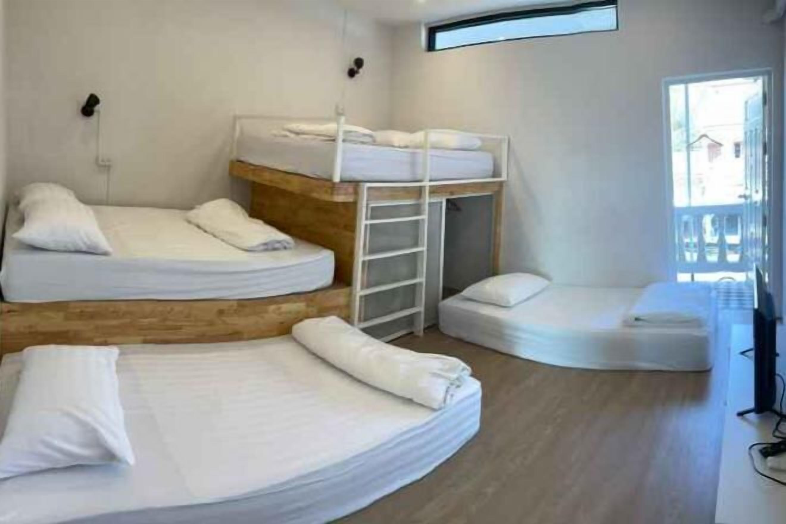 Ropa de cama hipoalergénica y sistema de insonorización 