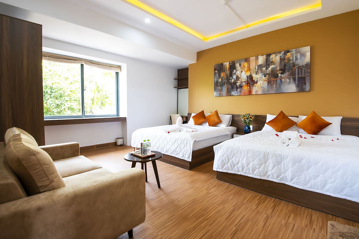 Family Quadruple Room, 1 Bedroom | Premium bedding, memory foam beds, minibar, desk