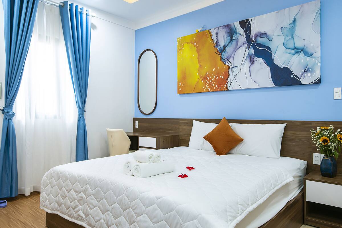 Premium bedding, memory-foam beds, minibar, desk