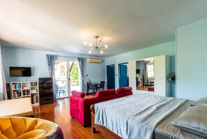 6 chambres, coffres-forts dans les chambres, Wi-Fi gratuit