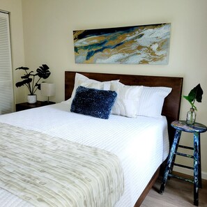 1 dormitorio, tabla de planchar con plancha, wifi gratis y ropa de cama