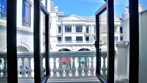 Quang cảnh nhìn từ nơi lưu trú