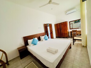 Deluxe Villa, 5 Bedrooms, Pool View