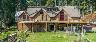 Snuggler`s Cove-Townhouse w/ Beach Access & Kayaks